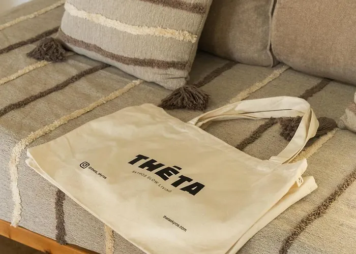 Theta Skyros * Skyros